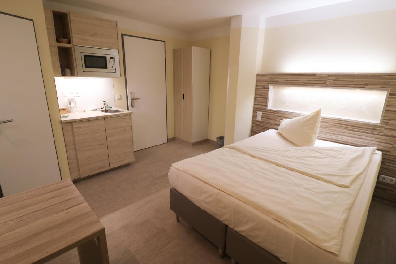 إسن Petul Apart Hotel Ernestine المظهر الخارجي الصورة
