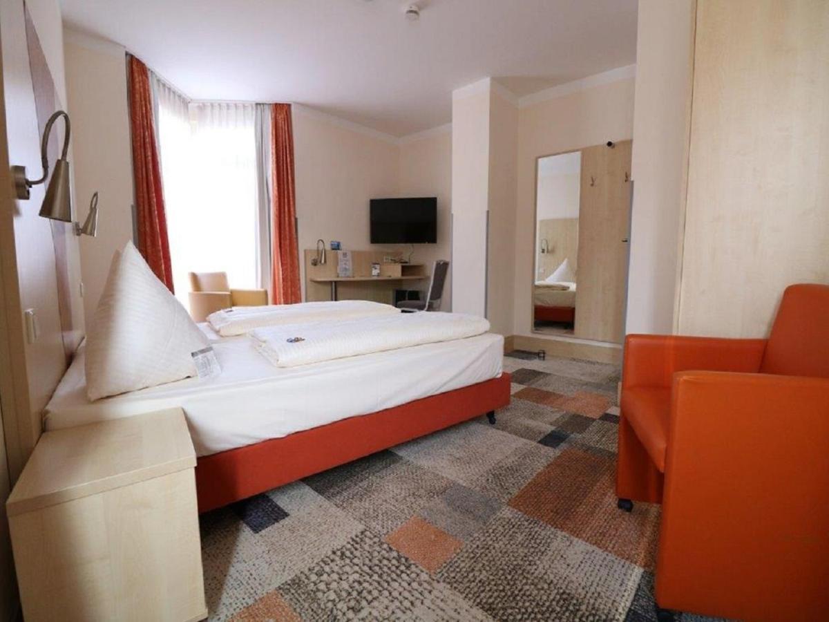 إسن Petul Apart Hotel Ernestine المظهر الخارجي الصورة