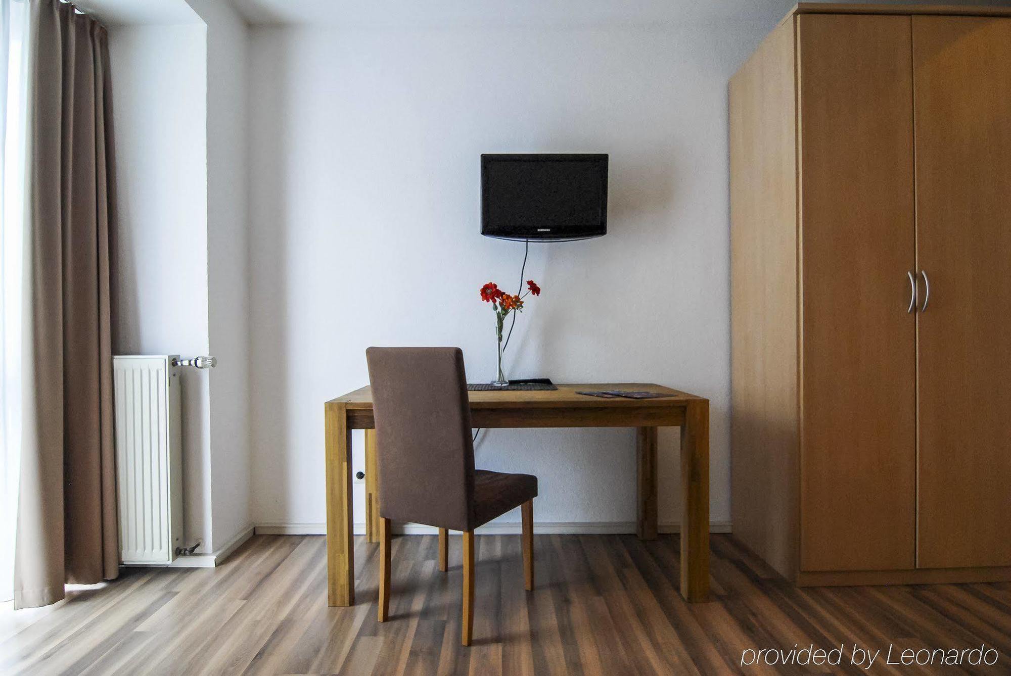 إسن Petul Apart Hotel Ernestine المظهر الخارجي الصورة