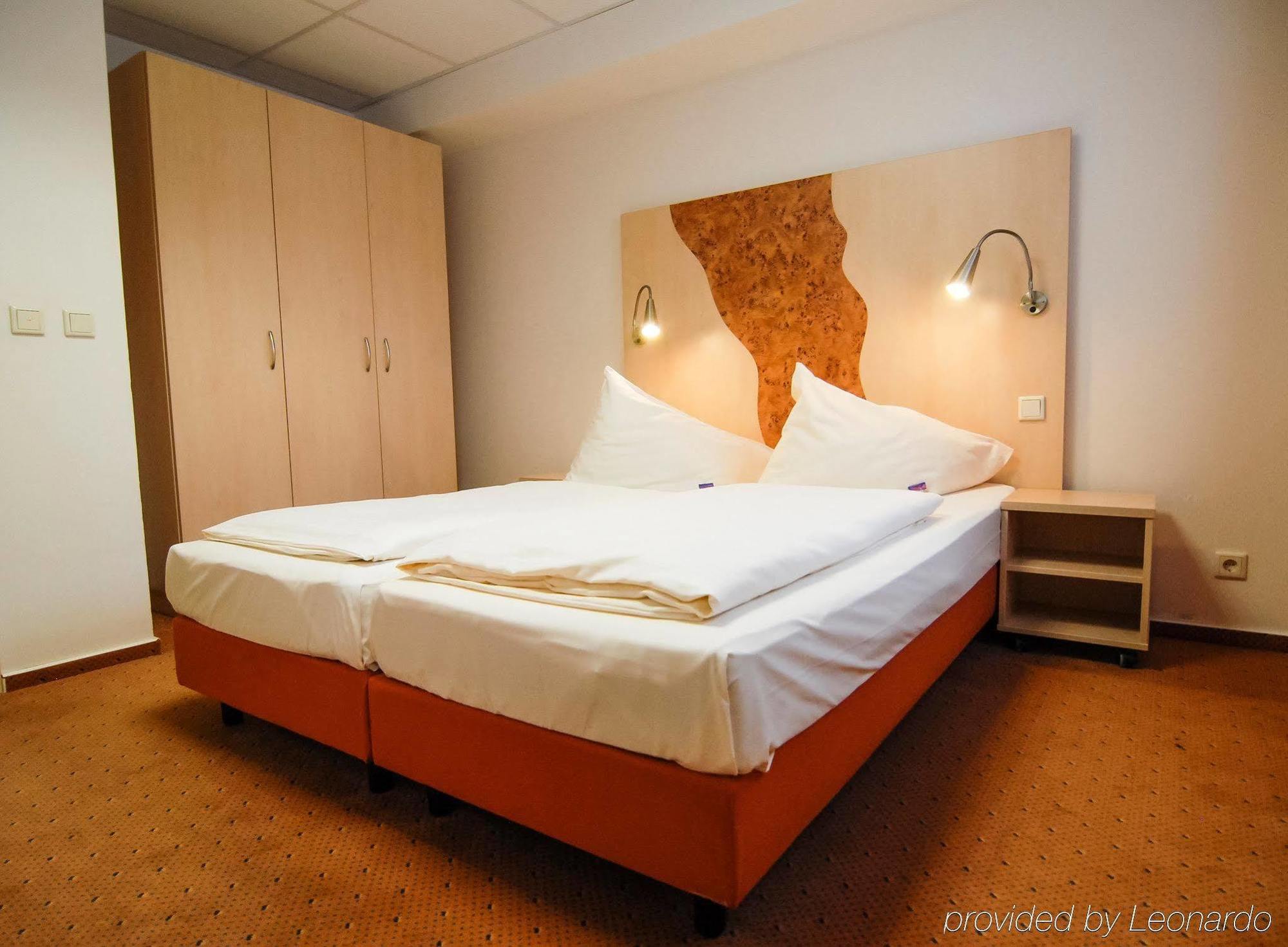 إسن Petul Apart Hotel Ernestine المظهر الخارجي الصورة